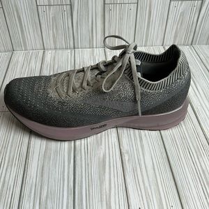 Brooks Levitate 2 Women’s Gray Rose Run Shoes Sneakers‎ Size 11.5
